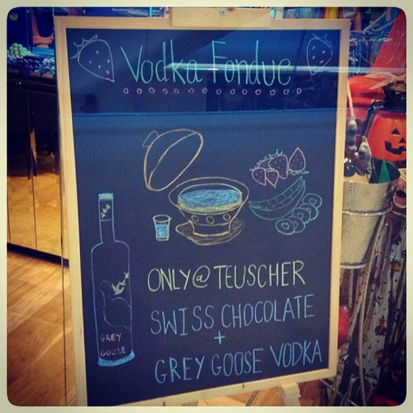 Photo prise au Teuscher Chocolates of Switzerland par @tinhead Raj T. le10/27/2014
