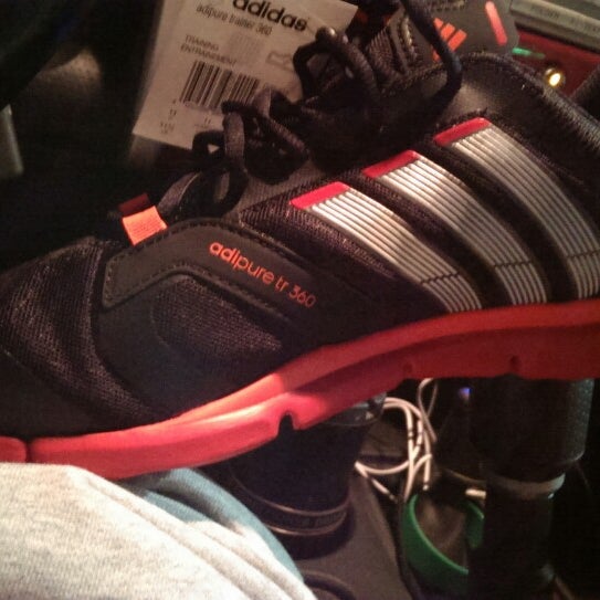 Adidas Factory Outlet