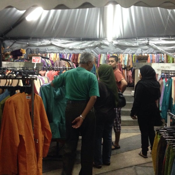 7/26/2014에 Nur Kuzaila K.님이 Omar Ali Boutique (TTDI)에서 찍은 사진