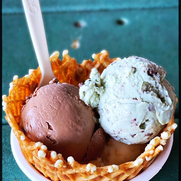 10/14/2021 tarihinde David H.ziyaretçi tarafından Jeni&#39;s Splendid Ice Creams'de çekilen fotoğraf