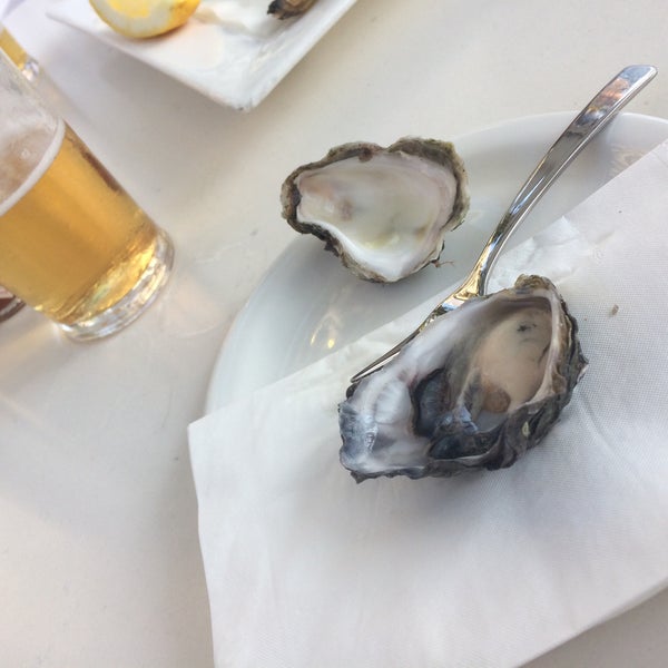 Photo taken at Sydney Cove Oyster Bar by shin1 on 12/11/2017