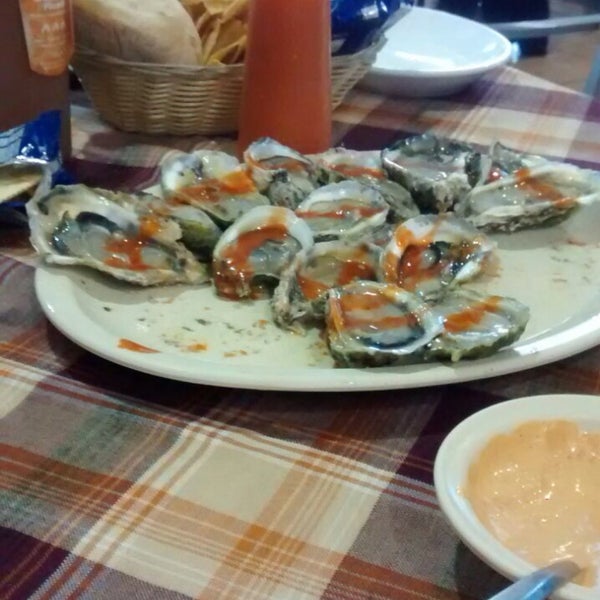 Photo taken at Silver Mariscos by Pietro Z. on 5/24/2015