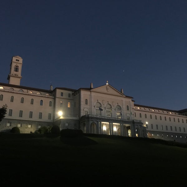 Seminario Arcivescovile di Milano Via Pio XI 32