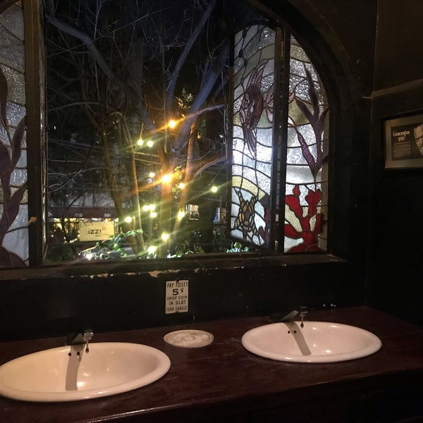 12/30/2018 tarihinde RODRIGO L.ziyaretçi tarafından Wallace•Whisky Bar'de çekilen fotoğraf