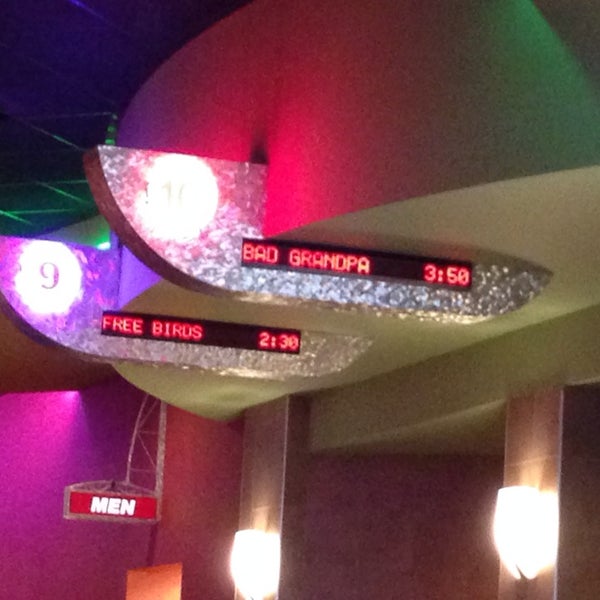 Photos at Regal Willamette Town Center Northeast Salem 19 tips from