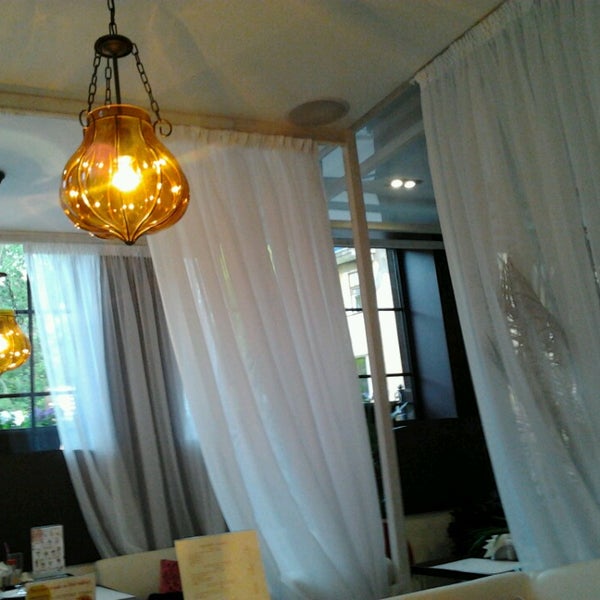 Permanently closed: Старый дворик, cafe, Saint Petersburg, Dnepropetrovskaya Str