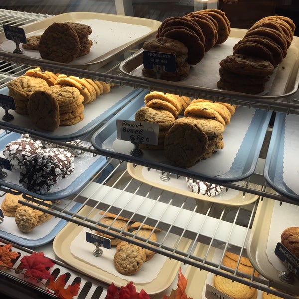 The Cookie Jar Dessert Shop in Elk Grove