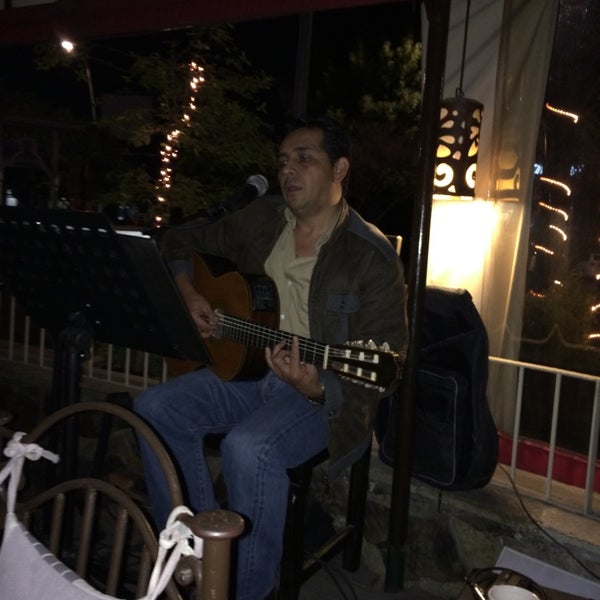 Photo prise au Greta Caffe &amp; Italian Cuisine par Juan Carlos M. le3/15/2014