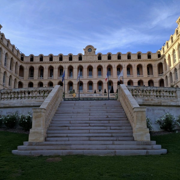Das Foto wurde bei InterContinental Marseille Hôtel-Dieu von Chris K. am 4/29/2017 aufgenommen
