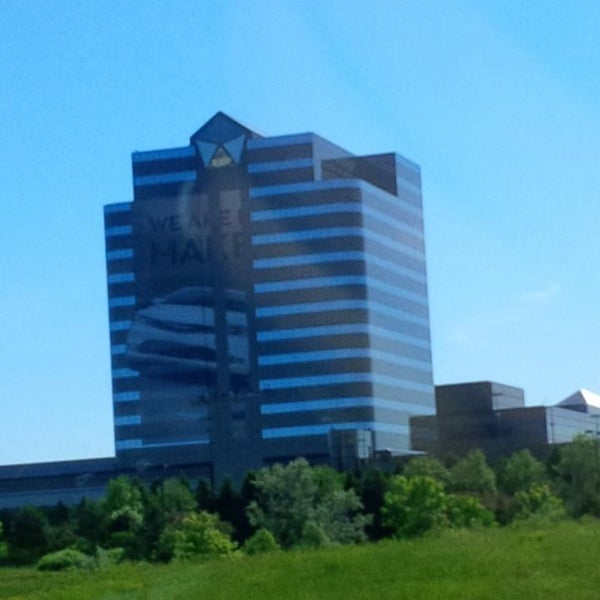 1000 Chrysler Dr Auburn Hills Mi 48326 - Specialization Information