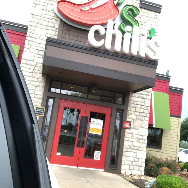 Photo taken at Chili&#39;s Grill &amp; Bar by Todd D. on 5/16/2020