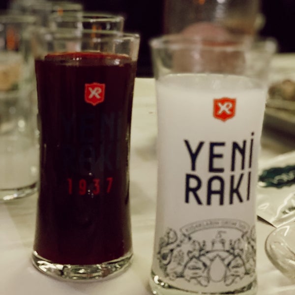 Foto diambil di Todori Meyhanesi oleh E.Abdioğlu pada 10/30/2021