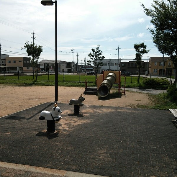 Photos At 三口町なかよし公園