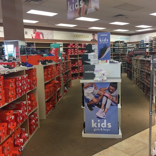 Famous Footwear Winter Garden Village at Fowler Groves 3191 Daniels Rd