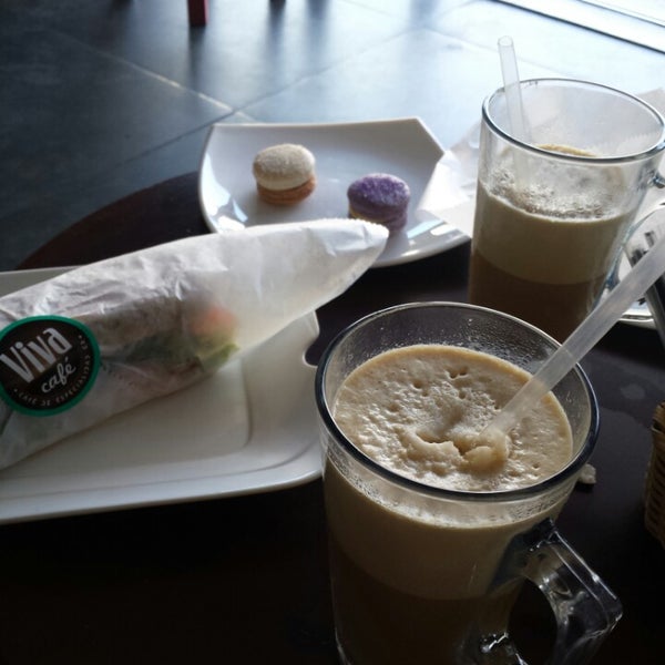 รูปภาพถ่ายที่ Viva Café โดย Jehu C. เมื่อ 2/17/2014
