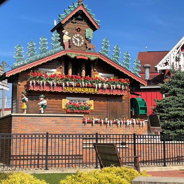 World's Largest Cuckoo Clock Sugarcreek, OH