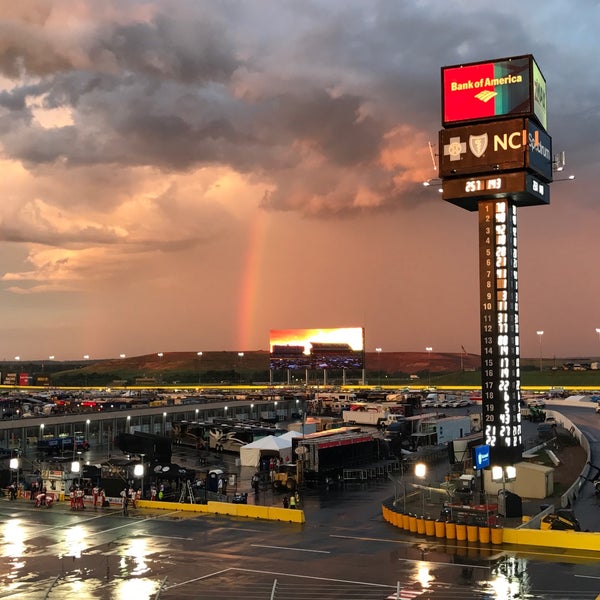 5/29/2017 tarihinde ᴡᴡᴡ.Eahian.nxwo.ru A.ziyaretçi tarafından Charlotte Motor Speedway'de çekilen fotoğraf