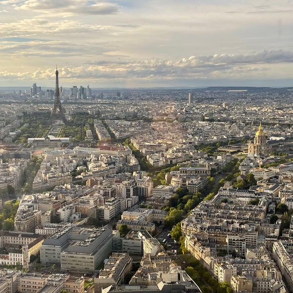 Photo taken at Montparnasse Tower Observation Deck by Michael G. on 9/14/2022