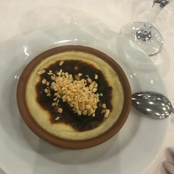 Das Foto wurde bei Şirnaz Ocakbaşı Restaurant von Saniye S. am 4/9/2022 aufgenommen