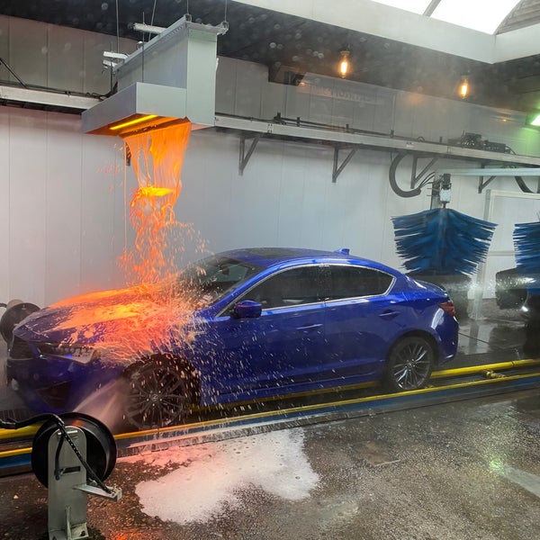 Mister Car Wash & Express Lube Car Wash and Detail in Houston