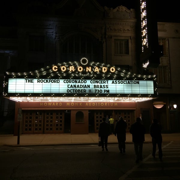 Foto tirada no(a) Coronado Performing Arts Center por Nicholas S. em 10/12/2014