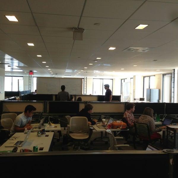 7/19/2013에 Aaron O.님이 Startup Institute Boston에서 찍은 사진