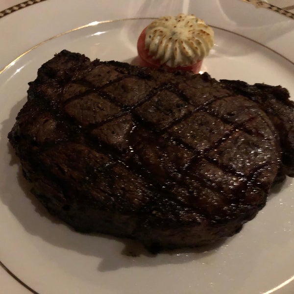 Снимок сделан в Duane&#39;s Prime Steaks &amp; Seafood пользователем Patrick C. 11/16/2019