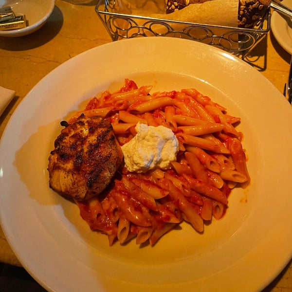 The Cheesecake Factory Galleria Roseville, CA