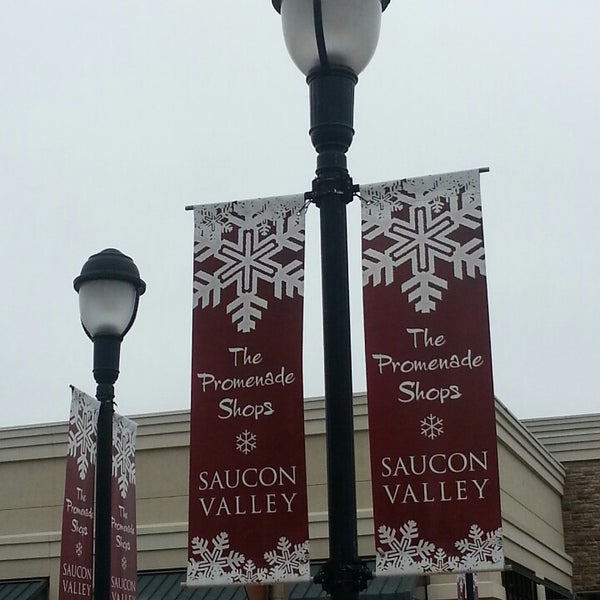 Photo taken at The Promenade Shops at Saucon Valley by Beverly A. on 4/4/2014