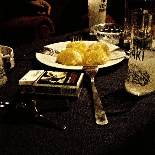 Photo taken at Sarnıç Restaurant by Batuhan O. on 12/23/2014