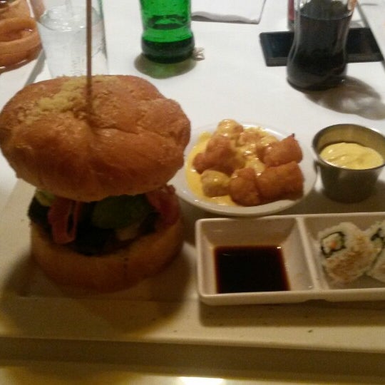Foto scattata a Gourmet Burger Company (GBC) da Luis A. il 5/28/2014