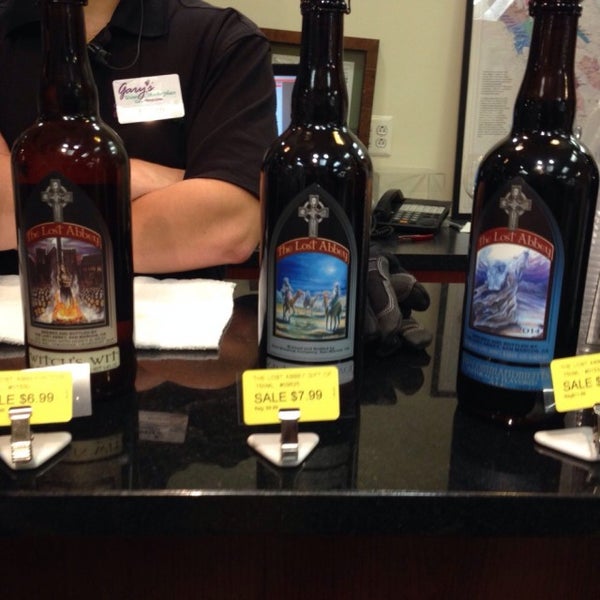 Photo taken at Gary&#39;s Wine &amp; Marketplace by Adam S. on 10/16/2014