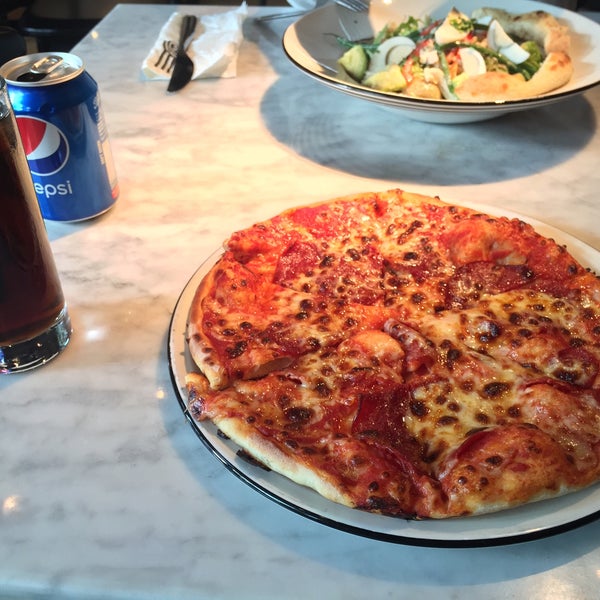 Photo taken at PizzaExpress by Mohamed A. on 11/14/2015