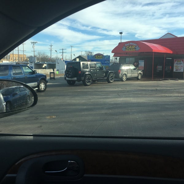 Fast Eddie�s Car Wash/Oil Change Car Wash
