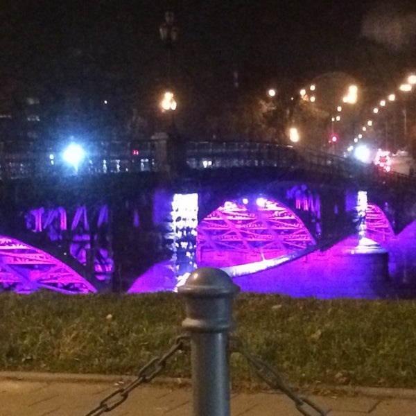 Foto scattata a Žvėryno tiltas | Žvėrynas bridge da Radvile N. il 11/12/2014