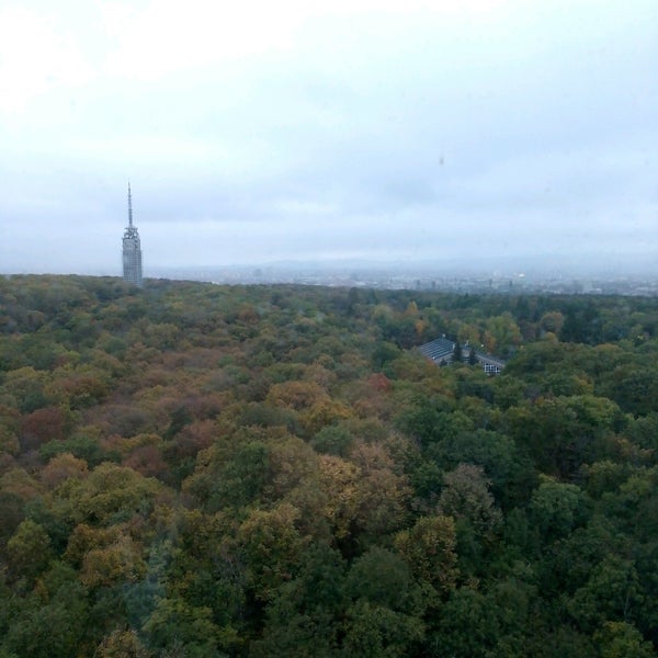 Foto scattata a Парк-хотел Москва (Park-hotel Moskva) da Ayten Ö. il 10/17/2016