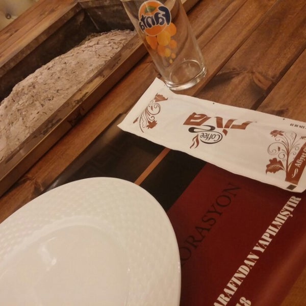 Photo taken at Riva Restoran Cafe by artık a. on 4/28/2014