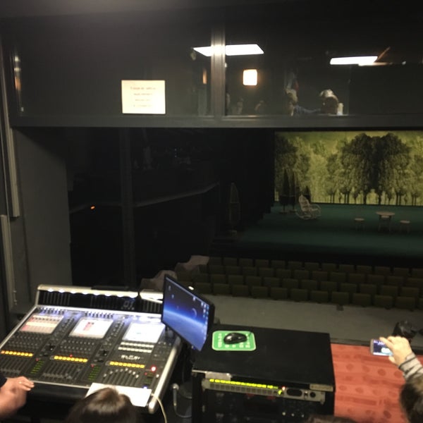 11/2/2019にIrina S.がМолодёжный театр на Фонтанкеで撮った写真