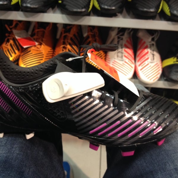 Adidas clearance outlet yenibosna