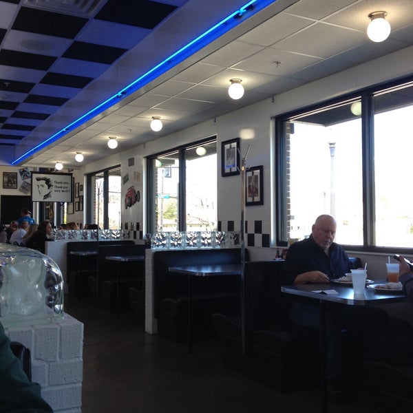 Photo taken at Local Diner by Florence V. on 3/22/2016