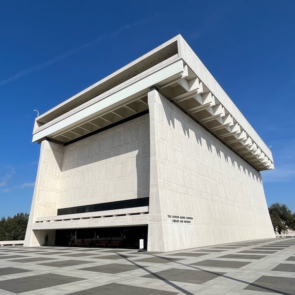 The Lyndon Baines Johnson Library and Museum - University of Texas ...