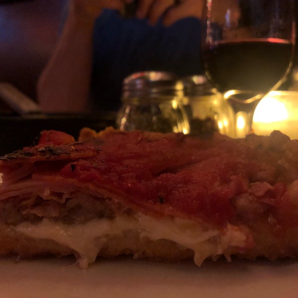 7/29/2018 tarihinde Ivonne G.ziyaretçi tarafından Pizano&#39;s Pizza &amp; Pasta'de çekilen fotoğraf