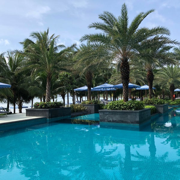 Foto diambil di JW Marriott Phu Quoc Emerald Bay Resort &amp; Spa oleh Gloria G. pada 8/17/2019
