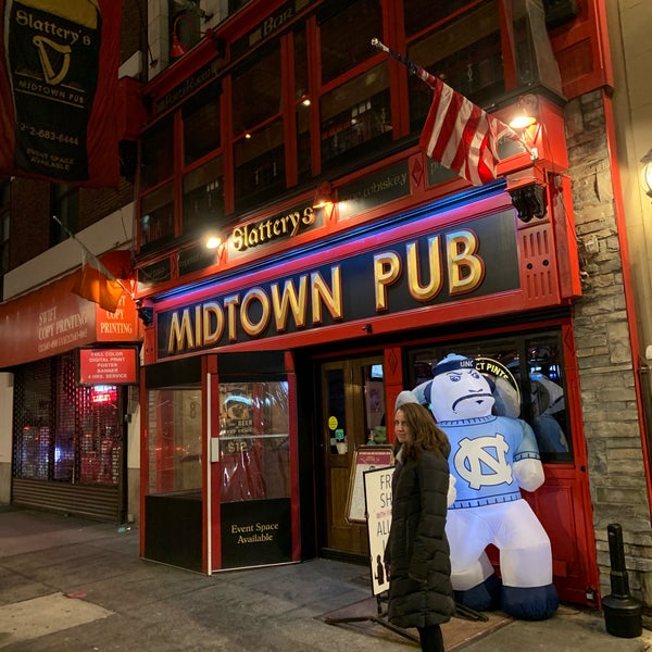รูปภาพถ่ายที่ Slattery&#39;s Midtown Pub โดย Eric B. เมื่อ 12/5/2019
