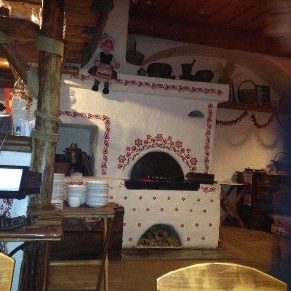 поповка солоха. село поповка усадьба солоха. хата солохи. изба солохи. хата мазанка интерьер.