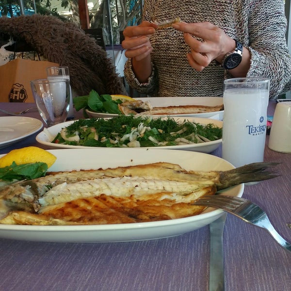 Photo taken at Rıhtım Restaurant by Iraz . on 4/3/2018