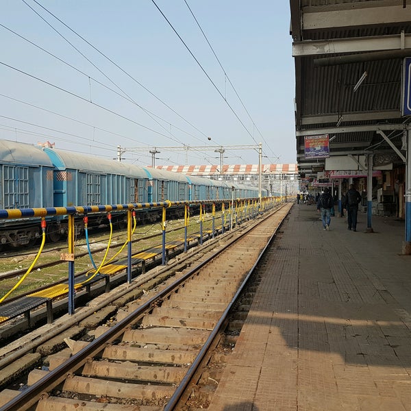 Photo taken at Mughalsarai Railway Station by Pavel N. on 2/2/2017