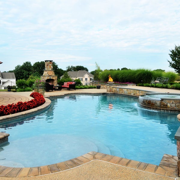 Anthony & Sylvan Pools Swimming Pool in Doylestown