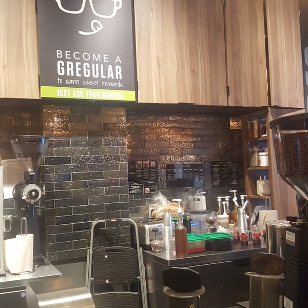 Foto tirada no(a) Gregorys Coffee por Grace S. em 10/7/2017