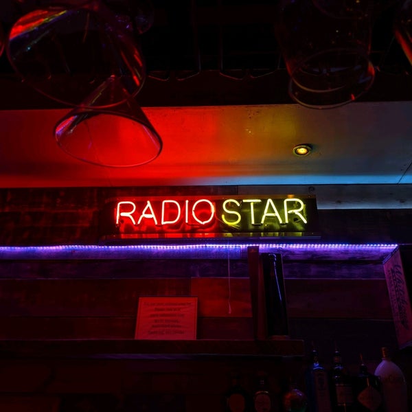 1/10/2020 tarihinde Grace S.ziyaretçi tarafından Radio Star Karaoke'de çekilen fotoğraf